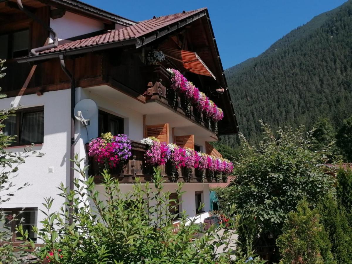 Haus Kohlberghof Hotell Bichlbach Exteriör bild